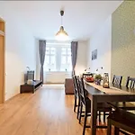 Prague Style Condo 60M2 - 9 Min Walk Wenceslas Sq