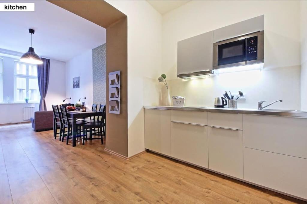 Style 60m2 - 9 Min Walk Wenceslas Sq Apartamento *
